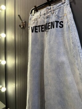 Джинси Vetements 11044 - image 2 - Photo 2