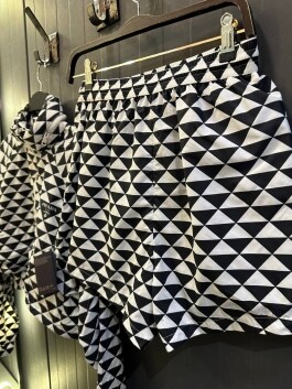 Шорты Prada 11086 - image 3 - Photo 3