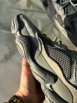 Кроссовки Yeezy 11163 - image 4 - Photo 4
