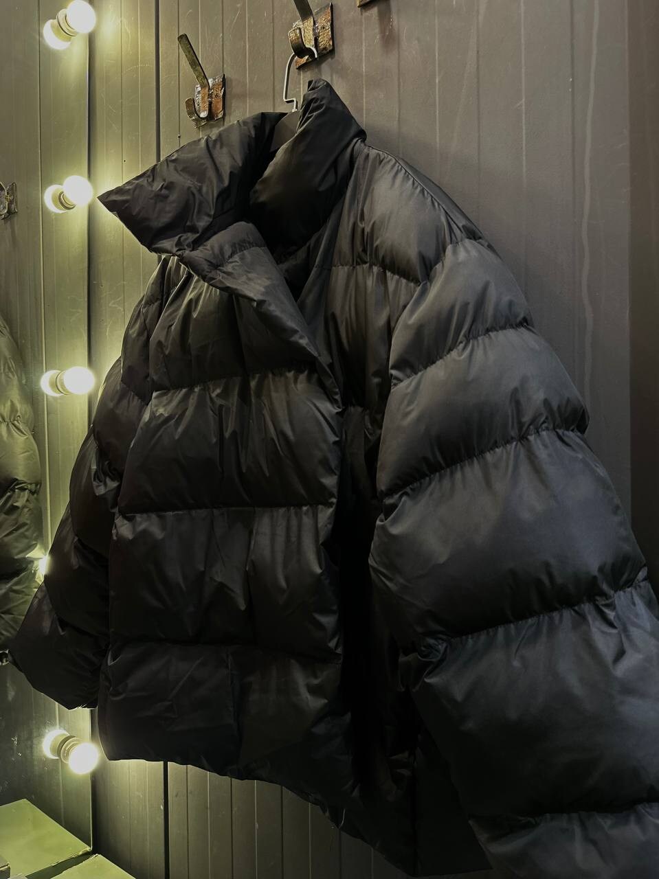Пуховик Balenciaga 11538