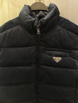 Жилетка Prada 11556 - image 2 - Photo 2
