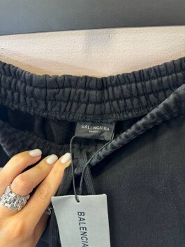 Штани Balenciaga 11903 - image 2 - Photo 2