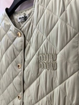 Жилетка MIU MIU 12471 - image 2 - Photo 2