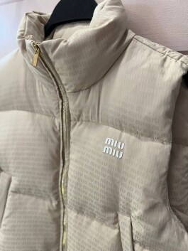 Жилетка MIU MIU 12497 - image 3 - Photo 3