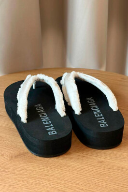 Шлёпанцы Balenciaga 14712 Фото 2